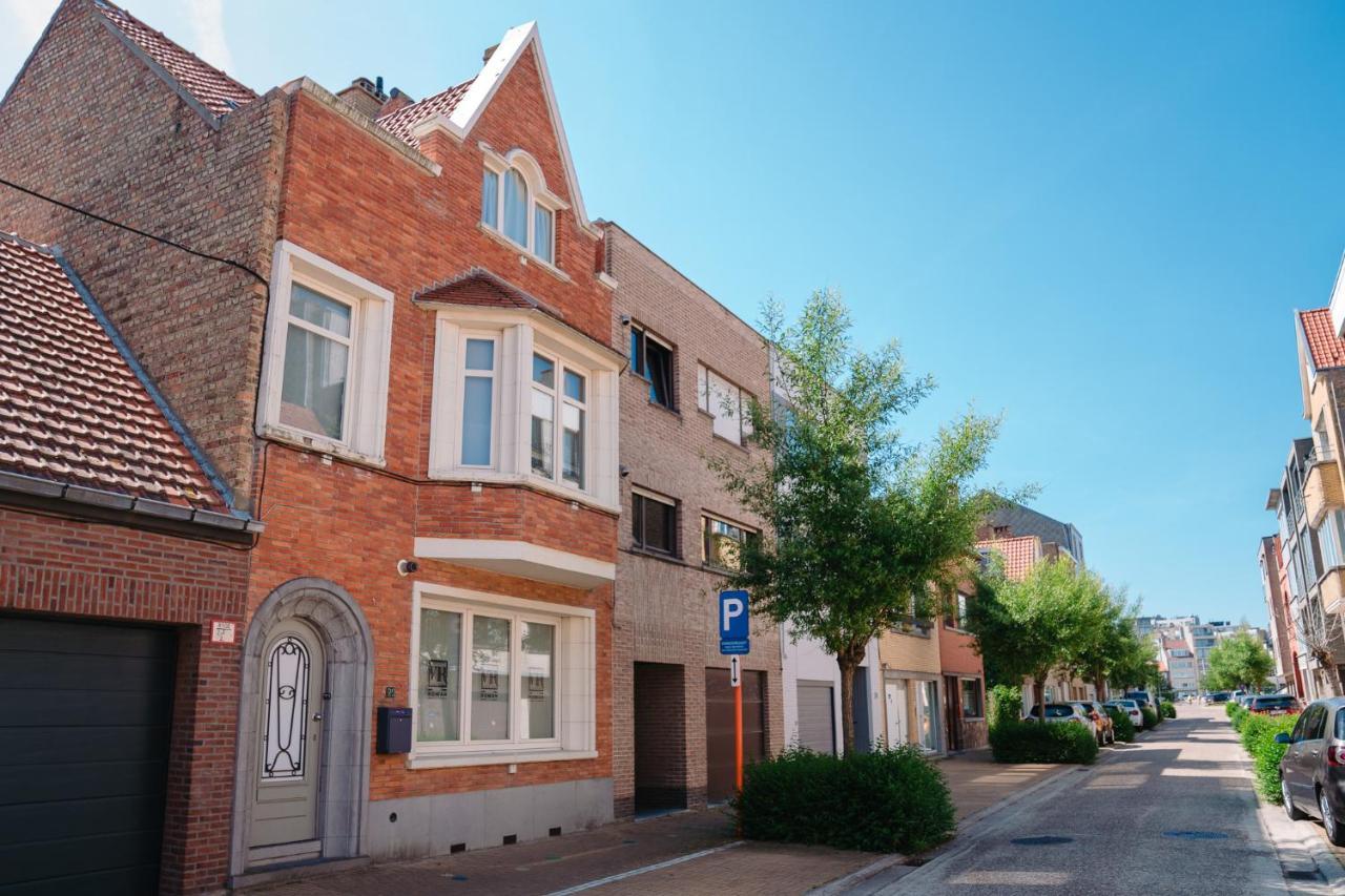 Villa Rowan Oostende Bagian luar foto